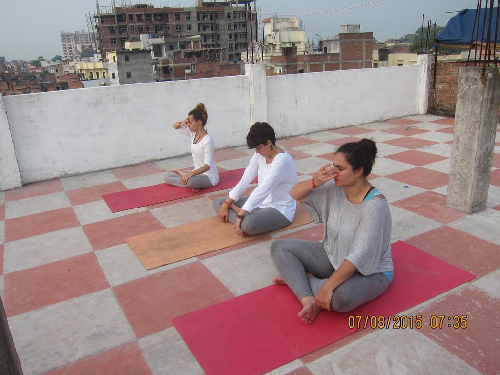 Kedar Guest House -Feel At Home Varanasi Exterior foto