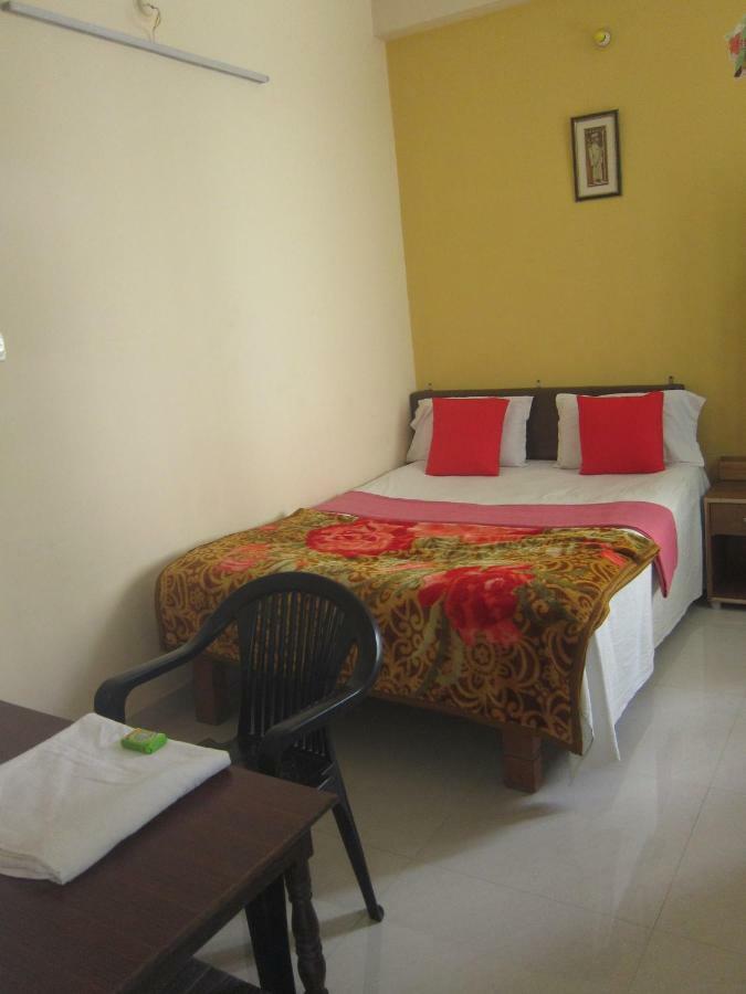 Kedar Guest House -Feel At Home Varanasi Exterior foto