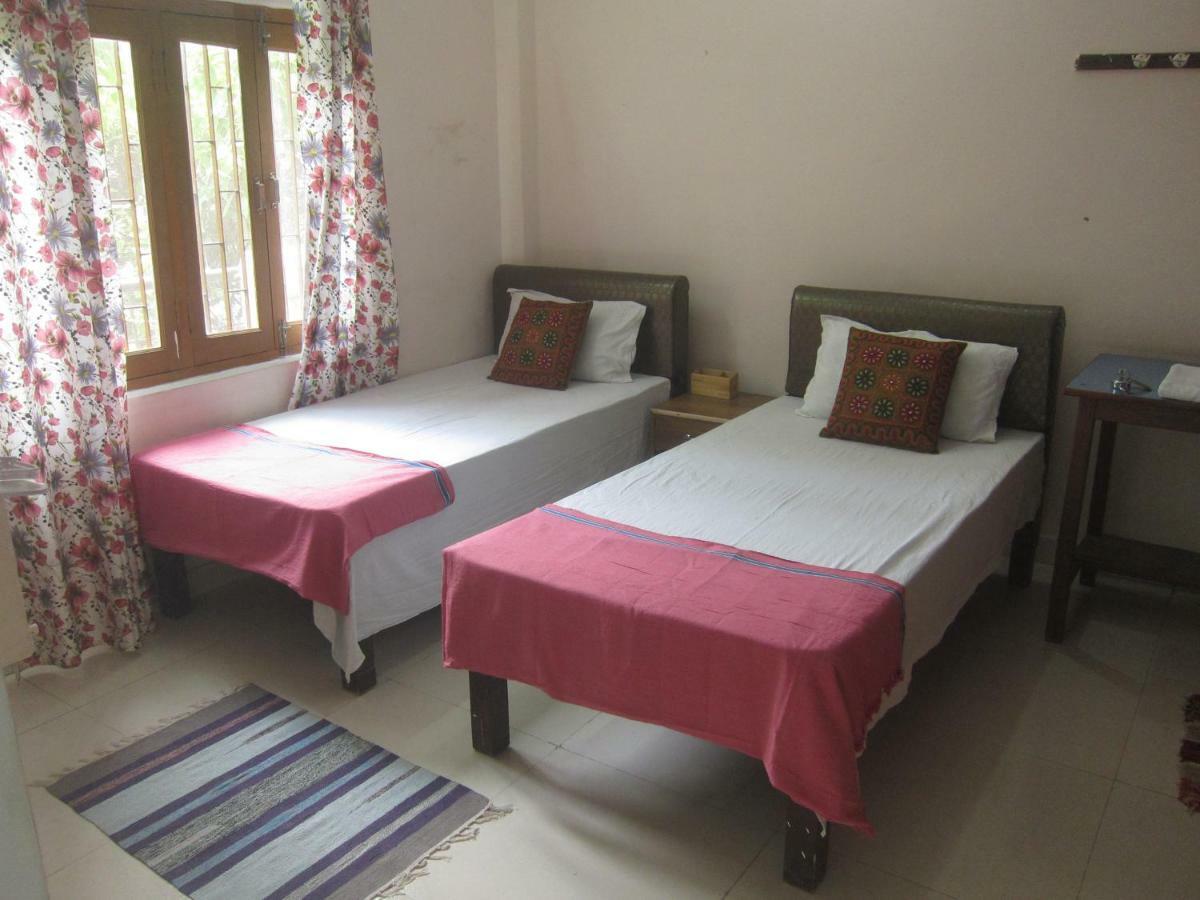 Kedar Guest House -Feel At Home Varanasi Exterior foto
