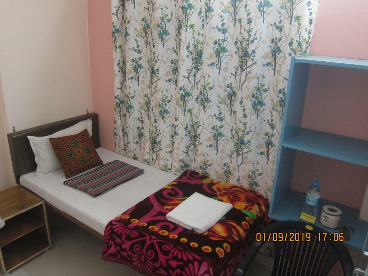 Kedar Guest House -Feel At Home Varanasi Exterior foto